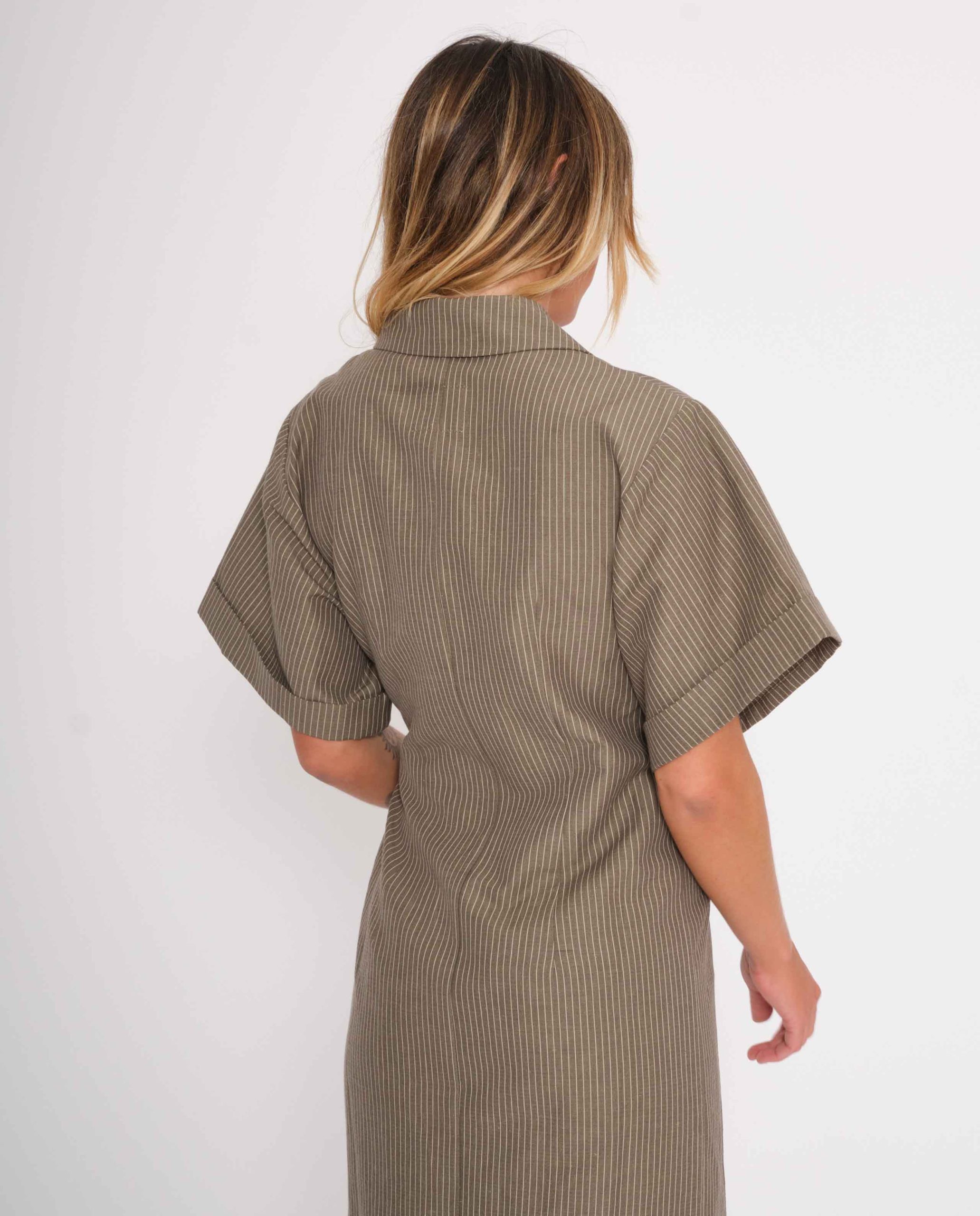 Robe cache-coeur en coton bio et lin – Image 5
